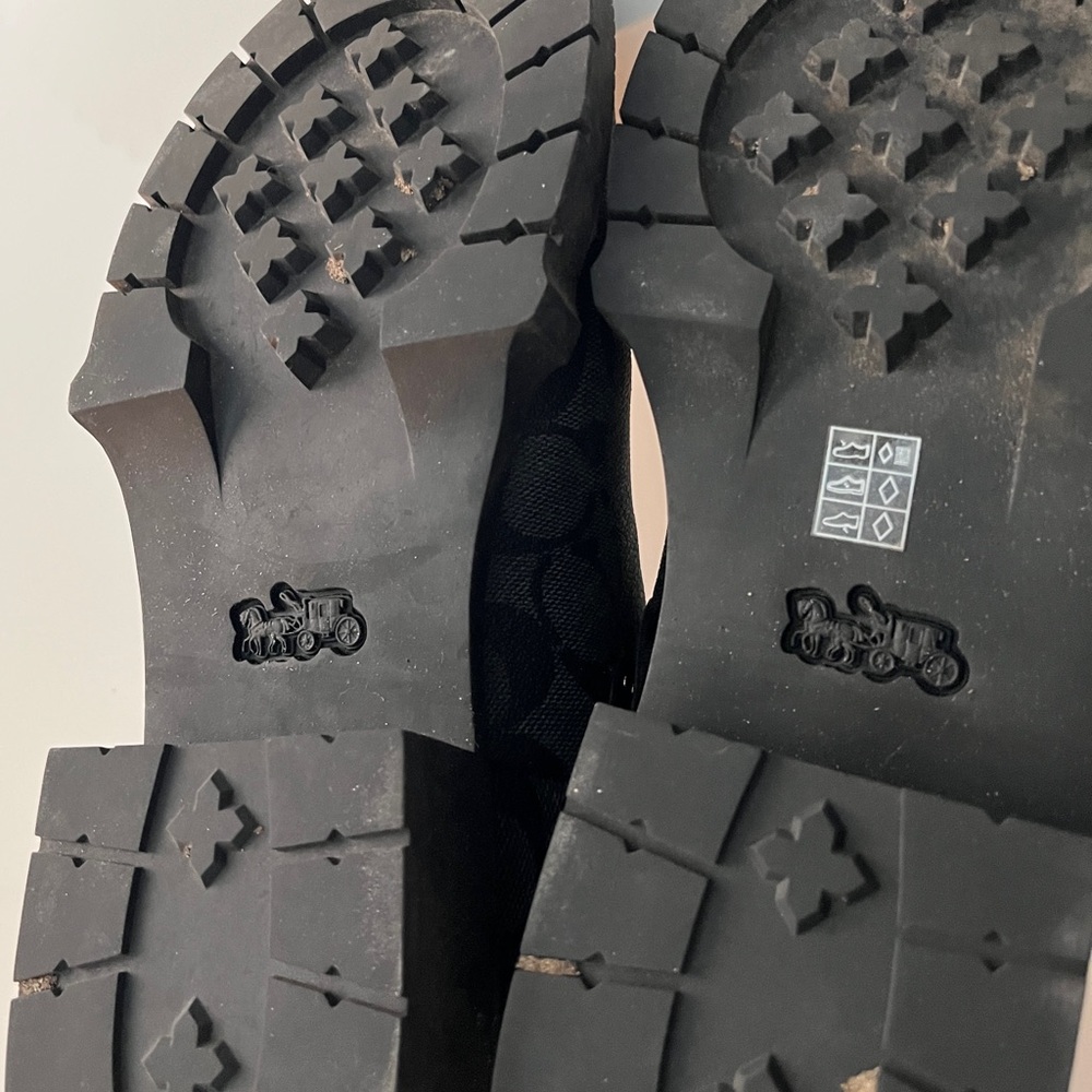 Coach Lory Signature Black and Gray Patterned Ankle Boots Booties - Picture 5 of 6